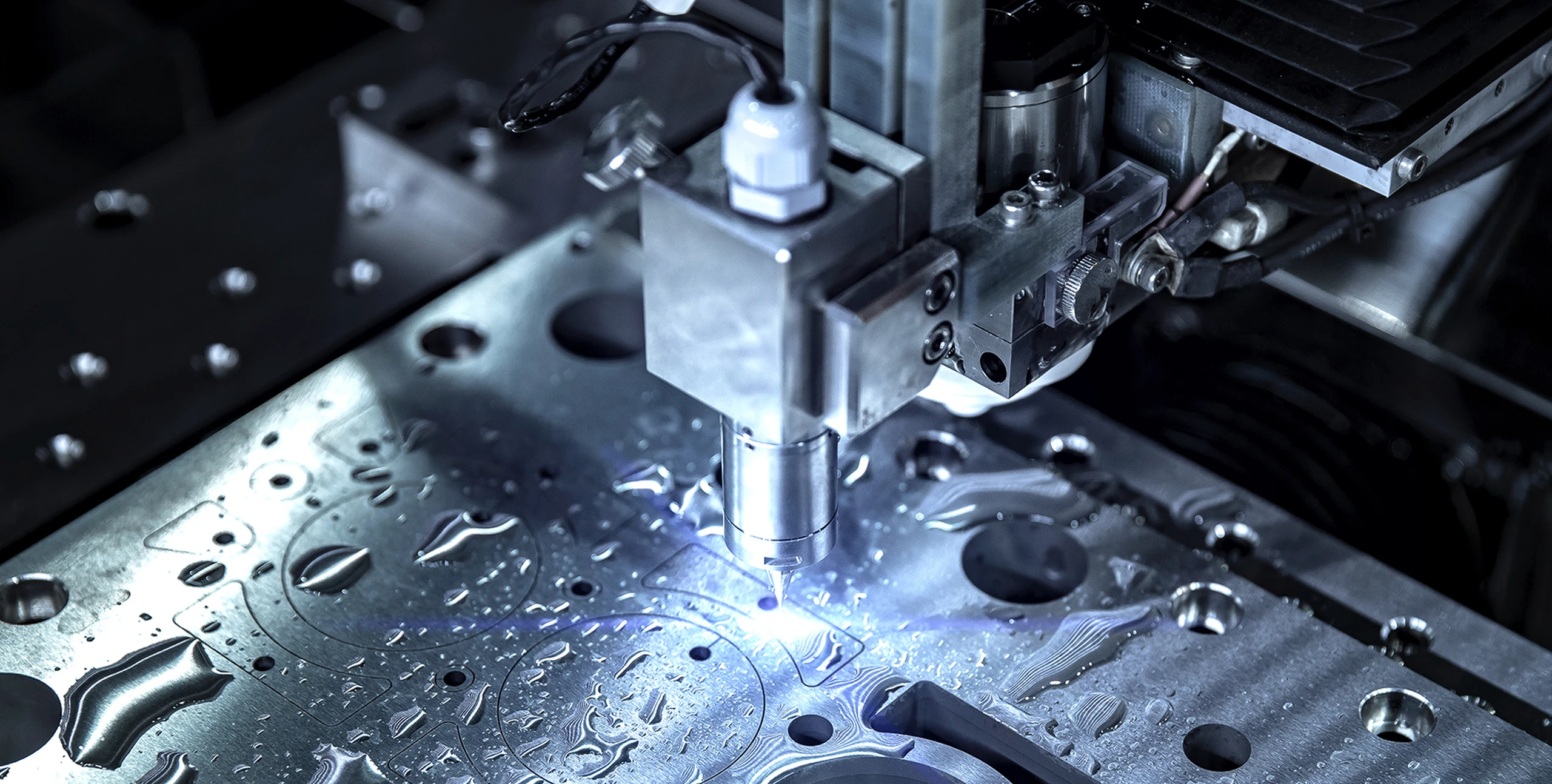 CNC VÝROBA TVAROVÝCH VÝPALKŮ